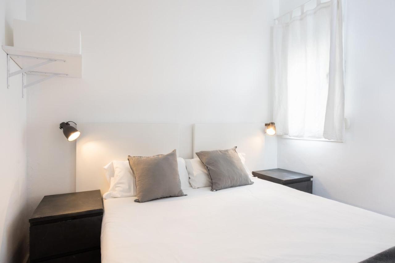 Housalia Lepant 3 Bedroom 300 Meters De Sagrada Familia Appartement *