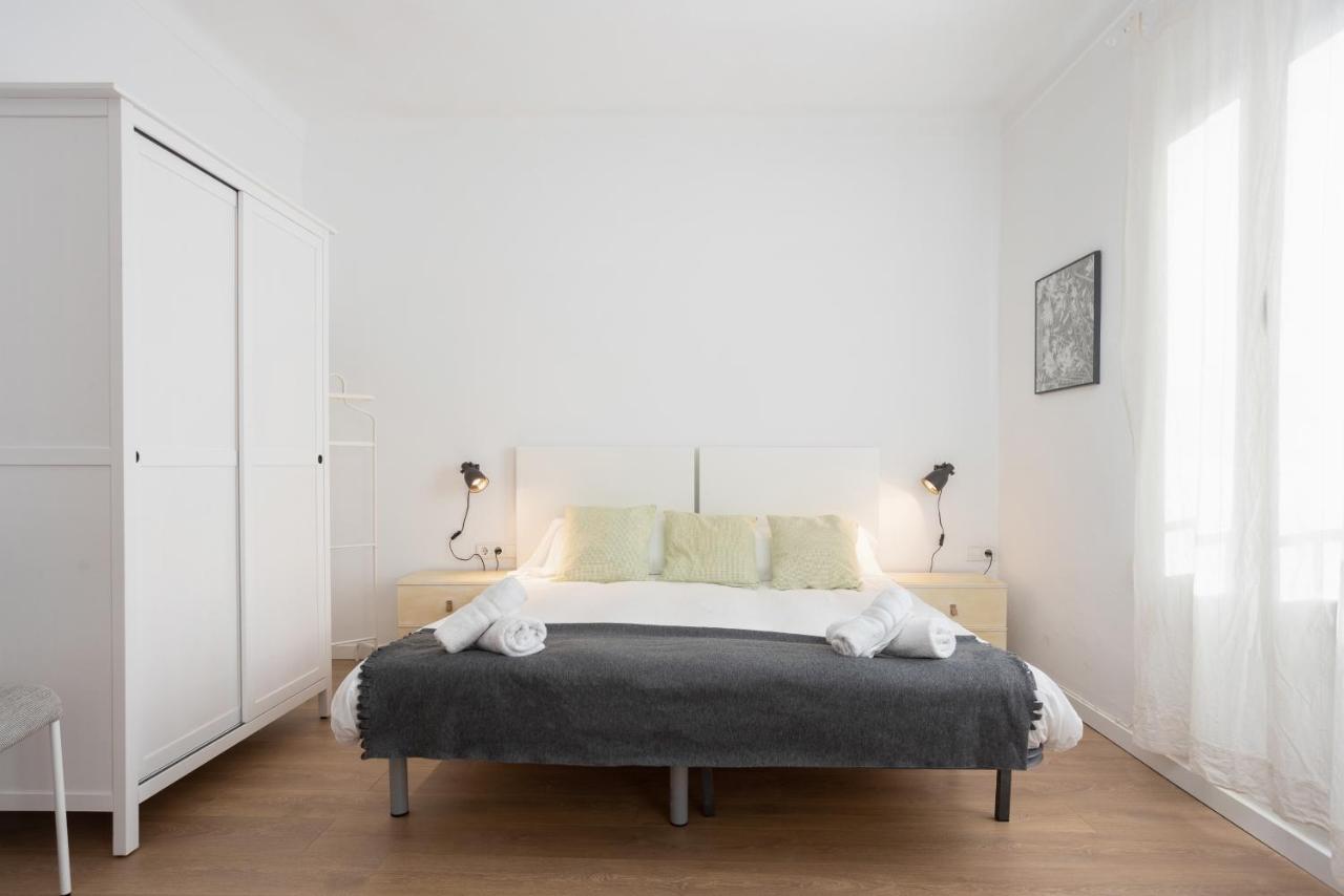 Housalia Lepant 3 Bedroom 300 Meters De Sagrada Familia Appartement *