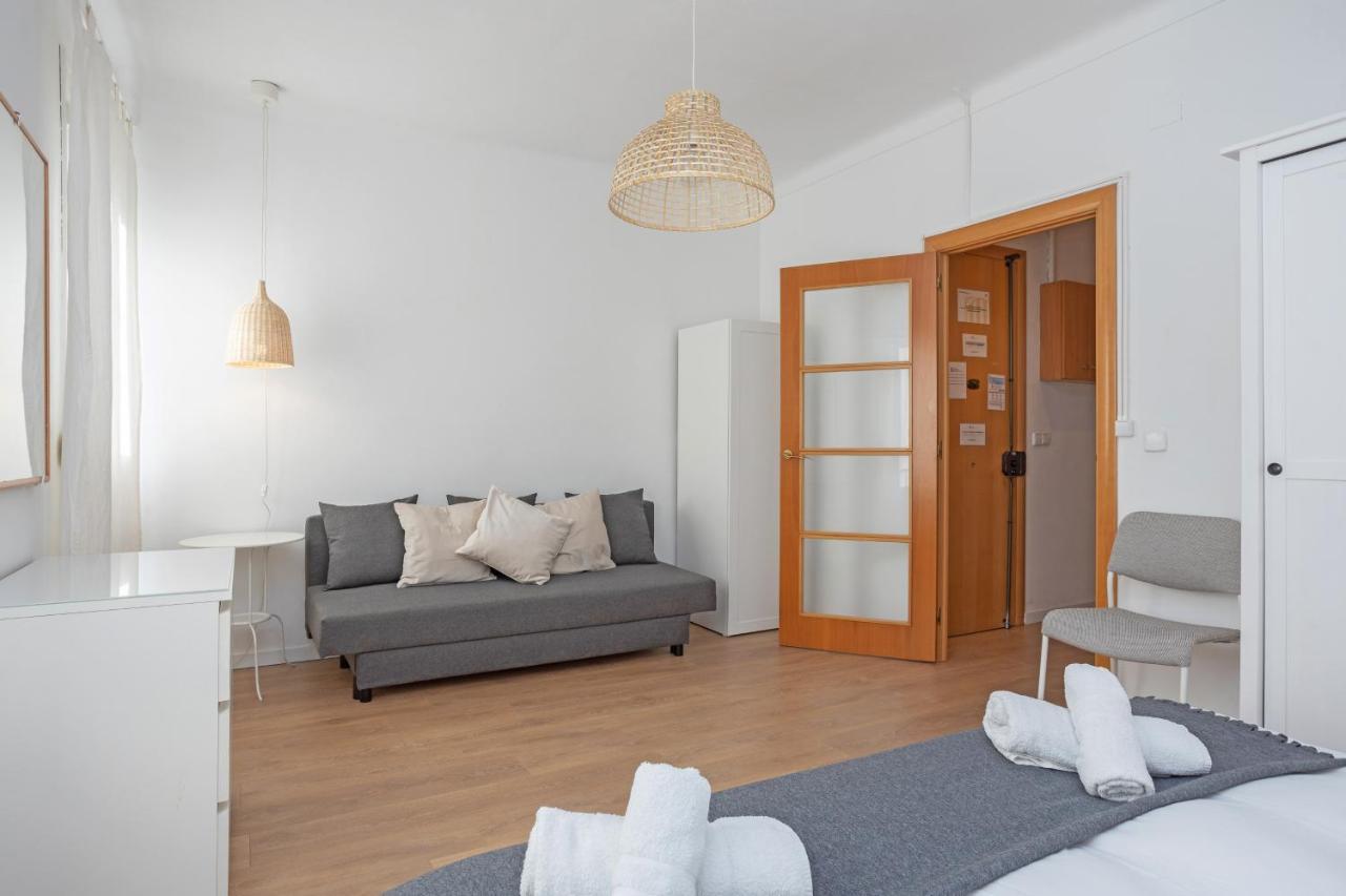 Appartement Housalia Lepant 3 Bedroom 300 Meters De Sagrada Familia